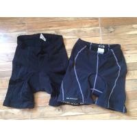 ราคา กางเกงปั่นจักรยาน 2 ตัว 400บาท (มือสอง) (360443060)