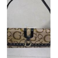 ราคา กระเป๋าถือ GUESS แท้ 2 in 1 ถอดสายหนีบได้ (มือสอง) (360310421)