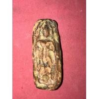 ราคา พระลีลา เม็ดขนุน พระกรุ เนื้อดินเผา เหี่ยวย่น หลุดร่อน มวลสารครบ ลักษณะพิมพ์ตัวยาว ขาสั้น หลังลายนิ้วมือ หยิบมือ อย่างสวย เก่า แท้ แปลก หายา (มือสอง) (360238836)