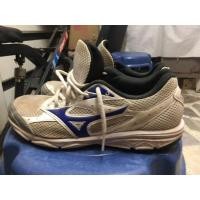 ราคา รองเท้าวิ่ง Mizuno (มือสอง) (360284675)