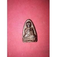 ราคา พระหลวงพ่อทวด เนื้อว่าน พิมพ์ใหญ่ ไหล่จุดหูขีด นิยม ปี2497 จ.ปัตตานี ด้านหลังเรียบ เนื้อเทาดำ ดินกากยายักษ์ ผิวเดิมๆ แร่จม เป็นธรรมชาติ ความ (มือสอง) (354834758)