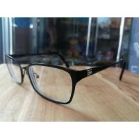 ราคา VERA WANG V906 BK Eyeglasses Frame size 53-16-137 Black Matte-Jewel TX80 กรอบแว่นของแท้มือสอง เรียบหรูเลย แบรนด์นี้รุ่นนี้ ราคามือสองยังสูง (มือสอง) (359394200)