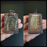 ราคา พระสมเด็จวัดระฆัง เน้อผงเก่าหลังซุ้มกอ 1.5 นิ้วนำโชคลาภเมตตามหานิยมน่าสะสม (มือหนึ่ง) (359518644)