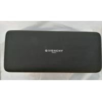 ราคา Givenchy suglasses case กล่องแว่นกันแดด สวย ถูก (มือสอง) (360206817)