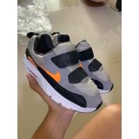 ราคา รองเท้าผ้าใบเด็ก Nike Air Max Tiny มือสองของแท้ ขนาดเท้า 18CM (มือสอง) (360134521)