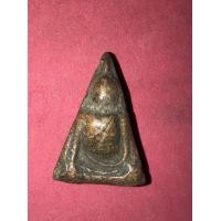 ราคา พระนางพญา พิมพ์อกนูน เนื้อดิน ขอบไม่คม ผิวเดิม เก่า แท้ สภาพสวยสมบูรณ์ เป็นธรรมชาติ พระแท้ มีพุทธคุณ ไม่ทราบกรุ (มือสอง) (360135790)