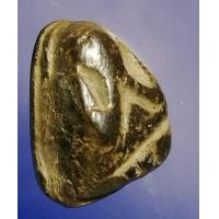 ราคา พระปิดตา เนื้อผงคลุกรักขนาดเล็ก เนื้อแน่นแกร่ง(เนื้อกะลา) (มือสอง) (359418008)