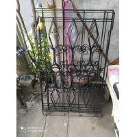 ราคา เหล็กดัดหน้าต่าง (มือสอง) (357834948)
