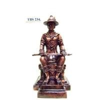 ราคา รูปหล่อ สมเด็จพระเจ้าตากสินมหาราช (พระเจ้ากรุงธนบุรี) สูง11นิ้ว เนื้อเรซิ่น เสริมมงคลชีวิต (มือหนึ่ง) (346967115)