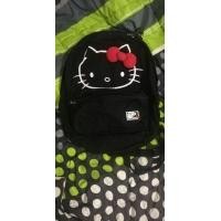 ราคา กระเป๋า​เป้ Vans X kitty แท้ (มือสอง) (359955900)