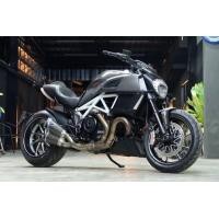 ราคา Ducati Diavel 1200 Limited Edition Carbon White ปี16 (มือสอง) (359945211)