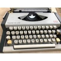 ราคา เครื่องพิมพ์ดีด Olympia รุ่น Traveller De Lux (มือสอง) (359293700)