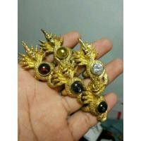 ราคา แหวนเพชรพญานาคเจ็ดเศียรเนื้อทองเหลือง (มือสอง) (130912358)