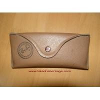 ราคา กล่องเคสใส่แว่น RayBan U.S.A. (มือสอง) (359900413)
