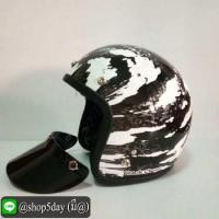 ราคา ALTRAX หมวกกันน็อควินเทจคลาสสิค ราคาถูก รุ่น BLACK CLOUD นวมถอดซักได้ สีขาว-ดำ (มือหนึ่ง) (357274800)