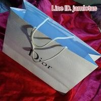 ราคา ถุงกระดาษ Dior แท้ มือสอง 16x12 นิ้ว (มือสอง) (358041998)