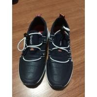 ราคา รองเท้าผ้าใบ ellesse เบอร์ 37” (มือหนึ่ง) (359792681)