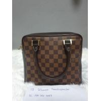 ราคา กระเป๋า Louis Vuitton damier ebene brera handbag ปี 19998 (มือสอง) (359671225)