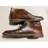 ราคา ส่งฟรี รองเท้าสุภาพบุรุษ Clarks Originals หนังแท้ สีน้ำตาล หุ้มข้อ พอสวย สภาพดี (มือสอง) (360971794)