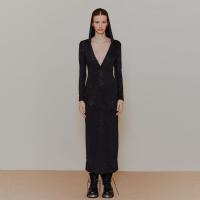 ราคา BLACKDOG BKK เดรสยาวผ่าหน้ามีฮู้ดสีดำผ้ายืดผสมกากเพชร One Size (MKP1368105)