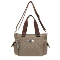 ราคา HUSKIES Huskies กระเป๋าสะพายแฟชั่น รุ่น HK 02-775 KK (สีกากี) One Size (MKP0075399)