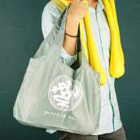 ราคา MANDUKA กระเป๋าสะพายข้าง Manduka รุ่น Manduka Shopping Bag - Gray Green (MKP1164077)