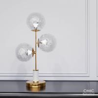 ราคา Chic Republic โคมไฟตั้งโต๊ะพร้อมช่องเสียบ USB TIA/3-USB สี ทองเหลืองและขาว/ทอง (MKP1209936)