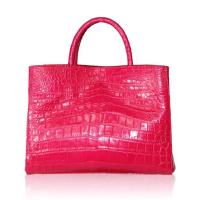 ราคา Bangkok Bootery กระเป๋าถือรุ่น Stuffy หนังจระเข้ส่วนท้อง สีชมพู (MKP0548631)
