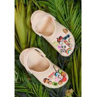 ราคา CROCS CROCS Classic Platform Clog รองเท้าลำลองผู้หญิง 5 US (MKP1746363)