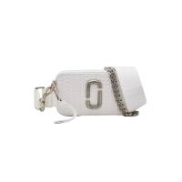 ราคา MARC JACOBS กระเป๋าสะพาย THE DTM MONOGRAM LEATHER SNAPSHOT สี WHITE One Size (MKP1792075)