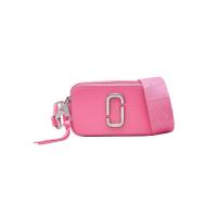 ราคา MARC JACOBS กระเป๋าสะพาย THE SOLID SNAPSHOT สี PETAL PINK One Size (MKP1709865)