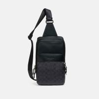 ราคา COACH กระเป๋าสะพายข้างรุ่น Gotham Pack Black One Size (MKP1026945)
