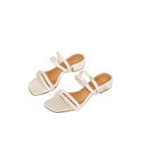 ราคา Buckle Me รองเท้าส้นเตี้ยเปิดส้น Twist รุ่น BM38-OFFWHITE สี Off White 37 (MKP1115663)