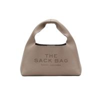 ราคา MARC JACOBS กระเป๋าถือ THE MINI SACK BAG สี CEMENT One Size (MKP1816680)