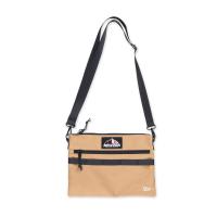 ราคา NEW ERA กระเป๋า NEW ERA OUTDOOR BOLD COLOR SACOCHE BAG สี น้ำตาล Free Size (MKP1853071)