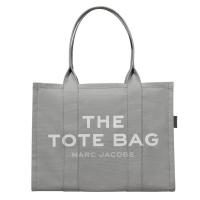 ราคา MARC JACOBS กระเป๋าโท้ท THE LARGE TOTE BAG สี WOLF GREY One Size (MKP1495192)
