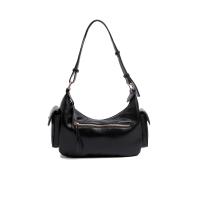 ราคา Marks & Spencer กระเป๋าสะพายไหล่ผู้หญิง Faux Leather Utility สีดำ One Size (CDS15723802)