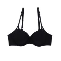 ราคา WACOAL เสื้อชั้นในผู้หญิง บรามีโครง ตะขอหน้า เสริมฟองน้ำบาง 15 มิล สีดำ A80 (MKP1895127)
