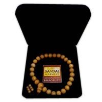 ราคา SANDALHARVEST ชุดของขวัญ สร้อยข้อมือ ไม้จันทน์หอม แท้ 100% จากอินเดีย (27 เม็ด) ใส่กล่องกำมะหยี่สีดำ (MKP1400406)