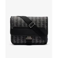 ราคา LACOSTE กระเป๋าสะพายข้างลาคอสท์ รุ่น The Blend มีฝาปิด ขนาดใหญ่ สีดำ One Size (GRMKPPR000165456)