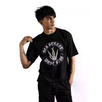ราคา DAVIE JONES เสื้อยืดผู้ชาย พิมพ์ลายกราฟฟิก ทรง Oversized Fit สีดำ M (MKP1960545)