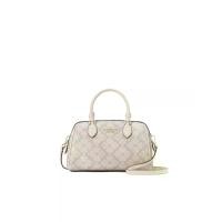 ราคา KATE SPADE NEW YORK กระเป๋าสะพายข้างรุ่น Spade Flower Small Dolly Duffle สีครีม One Size (MKP1991896)