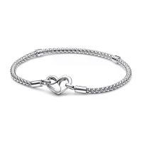 ราคา PANDORA สร้อยข้อมือ Studded chain sterling silver bracelet with heart clasp สีเงิน 20 cm (MKP1430203)