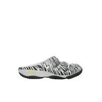ราคา KEEN รองเท้าแตะผู้ชาย รุ่น Men's YOGUI ARTS สี ATMS ZEBRA STAR 10 US (MKP2030643)