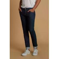 ราคา MC JEANS กางเกงยีนส์ชาย รุ่น MATZ070 ริมแดง (Selvedge Jeans) ทรง Tapeline ทรงกระบอกเล็กค่อนไปทางเดฟ สียีนส์ 32 (MKP0366046)