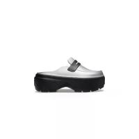 ราคา CROCS รองเท้าลำลองผู้ใหญ่ STOMP METALLIC LOAFER CLOG - SILVER/BLACK M4/W6 US (MKP1750123)