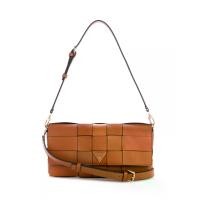 ราคา GUESS กระเป๋าผู้หญิง รุ่น WG966119 MAYLEE FLAP SHOULDER BAG - สีน้ำตาล One Size (MKP2019402)