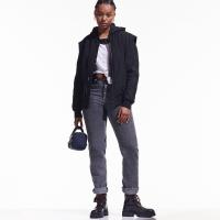 ราคา KARL LAGERFELD เสื้อบอมเบอร์ รุ่น CARA LOVES KARL Transformer สีดำ XS (MKP1393295)