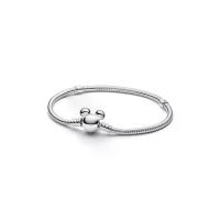 ราคา PANDORA สร้อยข้อมืออ Pandora Disney snake chain sterling silver bracelet with Mickey Mouse clasp 18cm (MKP1633208)