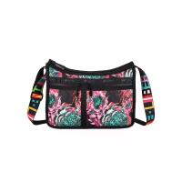 ราคา LeSportsac กระเป๋าสะพายข้างผู้หญิง รุ่น Deluxe Everyday Bag สี Ll Pink Flwr Deluxe One Size (MKP1866785)